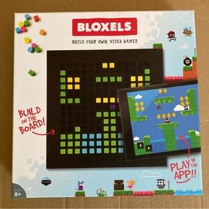 Mattel Bloxels Build Your Own Video Games Starter Kit